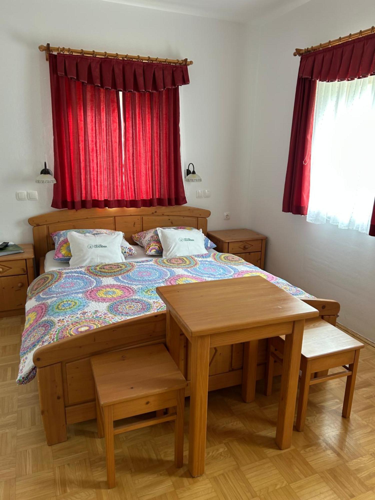 Tourist Farm Gradisnik Apartment Solcava Ngoại thất bức ảnh