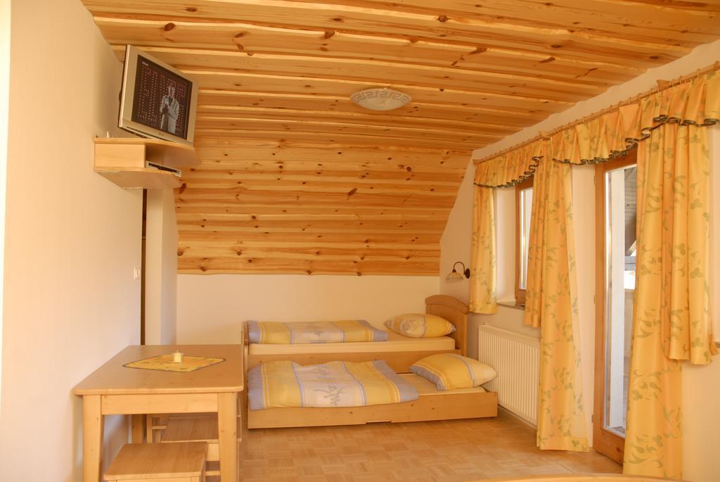 Tourist Farm Gradisnik Apartment Solcava Ngoại thất bức ảnh